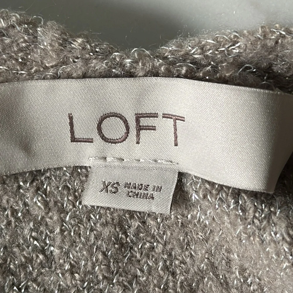 ANN TAYLOR LOFT sweater size XS brown taupe sequins v-neck - Picture 5 of 7